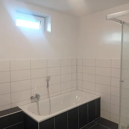 Apartment Work And Sundern-allendorf Modernisierte Mit 5 Betten Schlafcouch Mit Balkon Allendorf (North Rhine-Westphalia)