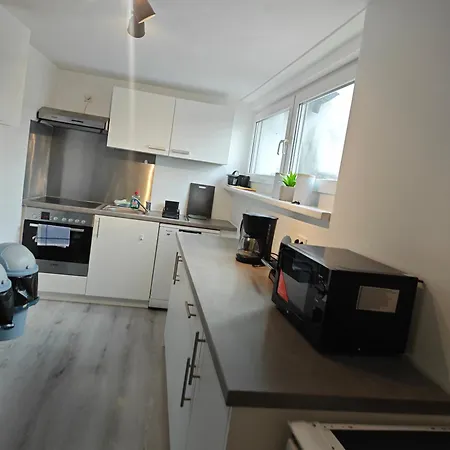 Work And Sundern-allendorf Modernisierte Mit 5 Betten Schlafcouch Mit Balkon *