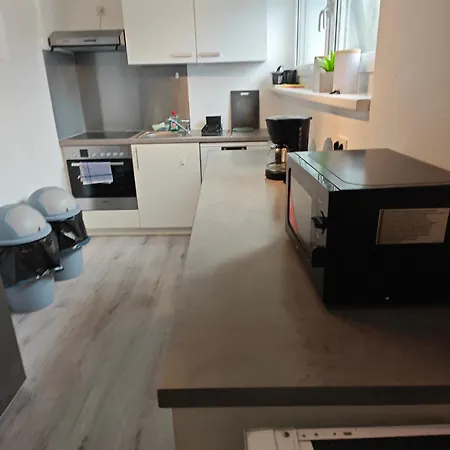 Work And Sundern-allendorf Modernisierte Mit 5 Betten Schlafcouch Mit Balkon *