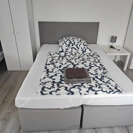 Work And Sundern-allendorf Modernisierte Mit 5 Betten Schlafcouch Mit Balkon