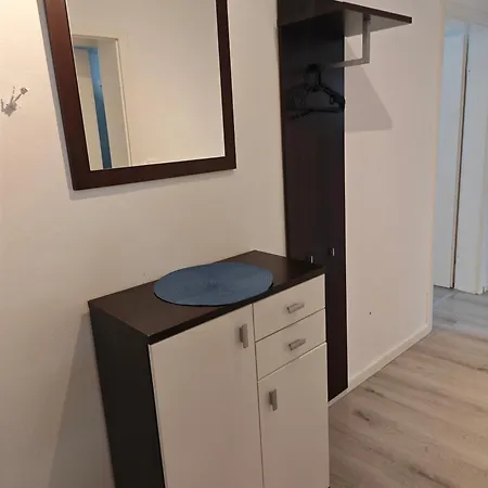 Work And Sundern-allendorf Modernisierte Mit 5 Betten Schlafcouch Mit Balkon Apartmán Allendorf (North Rhine-Westphalia)