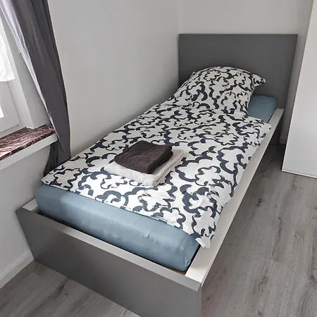 Work And Sundern-allendorf Modernisierte Mit 5 Betten Schlafcouch Mit Balkon Appartement