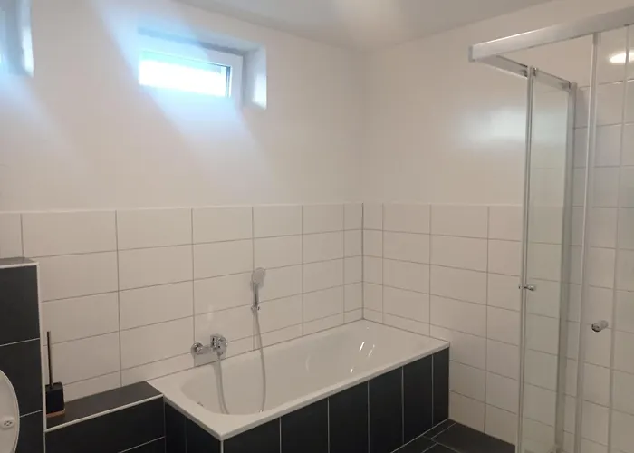 Daire Work And Sundern-allendorf Modernisierte Mit 5 Betten Schlafcouch Mit Balkon Allendorf (North Rhine-Westphalia)