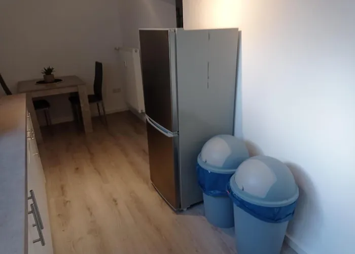 Work And Sundern-allendorf Modernisierte Mit 5 Betten Schlafcouch Mit Balkon Daire *