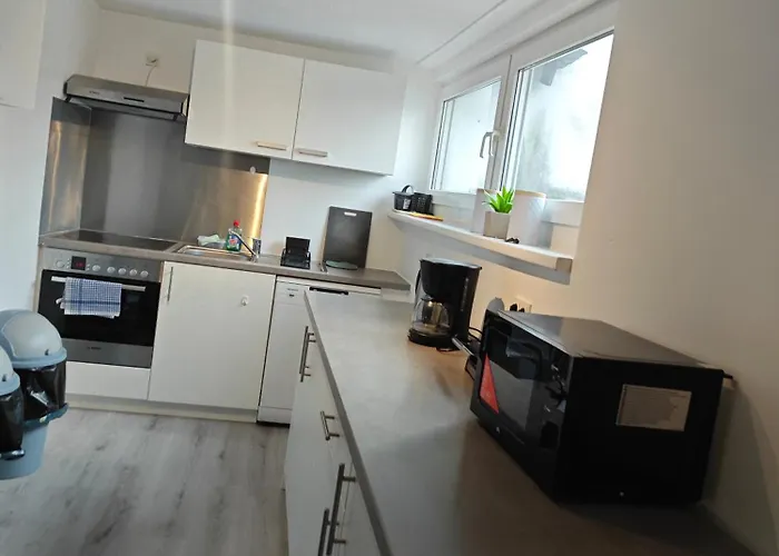 Work And Sundern-allendorf Modernisierte Mit 5 Betten Schlafcouch Mit Balkon *