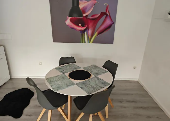 Daire Work And Sundern-allendorf Modernisierte Mit 5 Betten Schlafcouch Mit Balkon