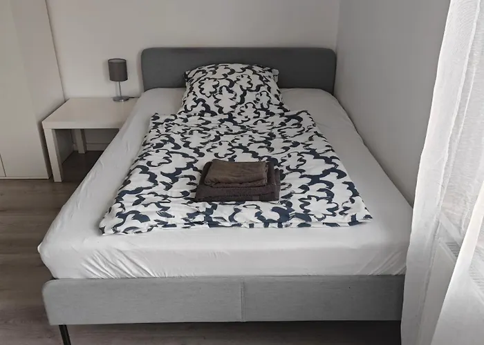 Work And Sundern-allendorf Modernisierte Mit 5 Betten Schlafcouch Mit Balkon Daire