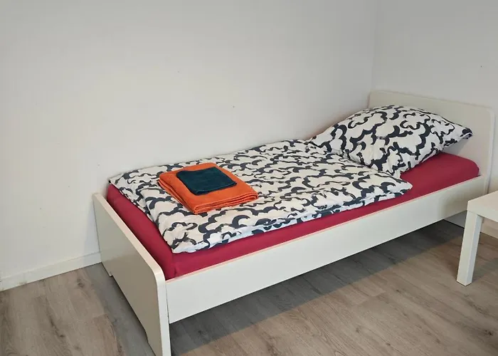 Work And Sundern-allendorf Modernisierte Mit 5 Betten Schlafcouch Mit Balkon *