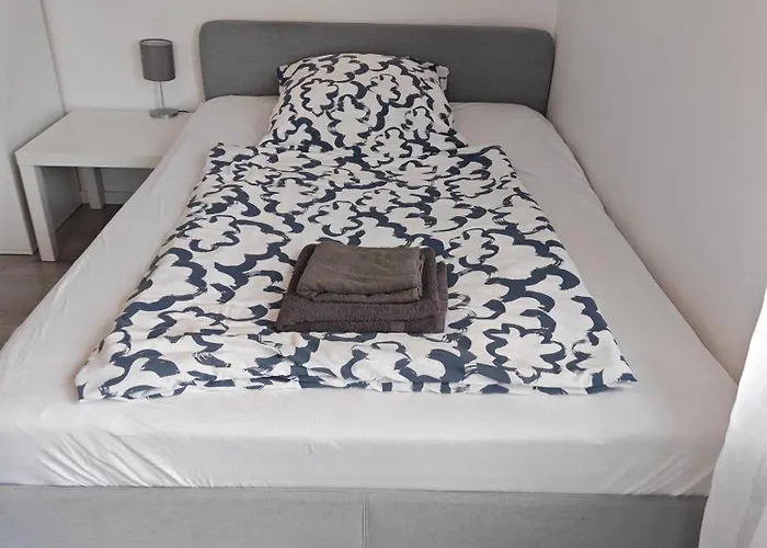 Work And Sundern-allendorf Modernisierte Mit 5 Betten Schlafcouch Mit Balkon *