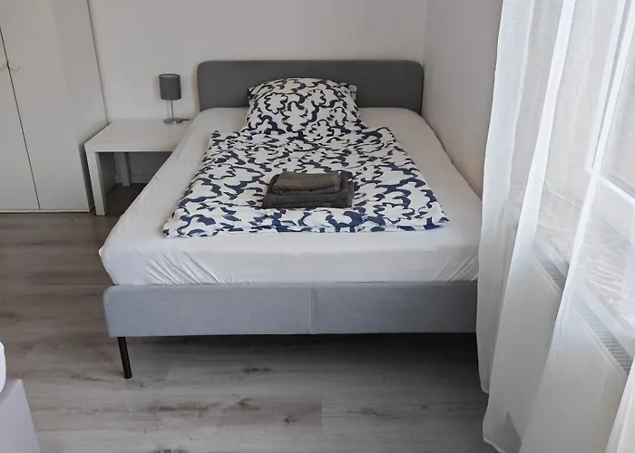 Work And Sundern-allendorf Modernisierte Mit 5 Betten Schlafcouch Mit Balkon Daire